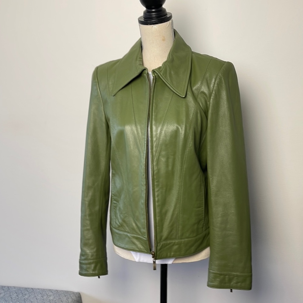 ⬇️Tribal Green Real Leather Jacket (10)